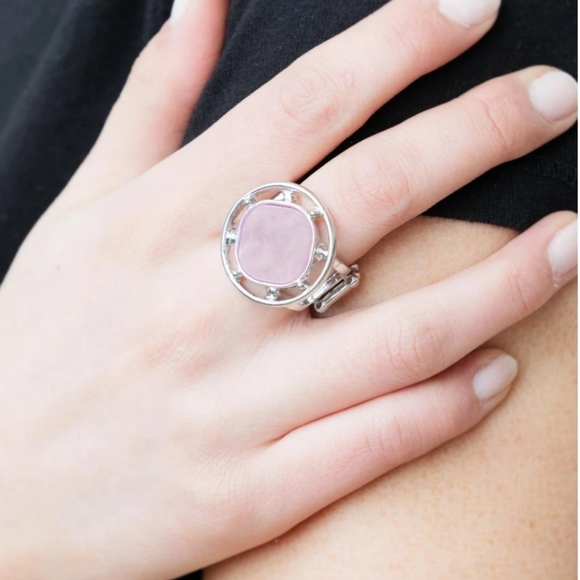 Purple ring paparazzi